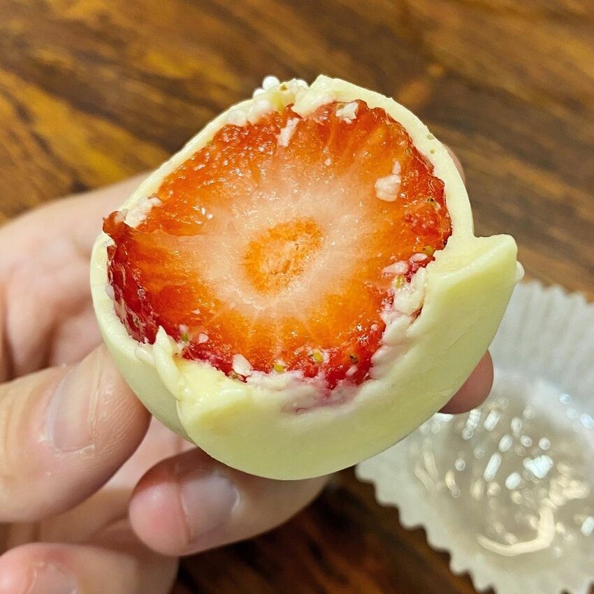 [台中西區] MarieLuLu瑪麗璐璐 精品巧克力專賣店｜超精緻水果草莓巧克力｜草莓超大顆多汁不酸澀｜網美系巧克力禮盒