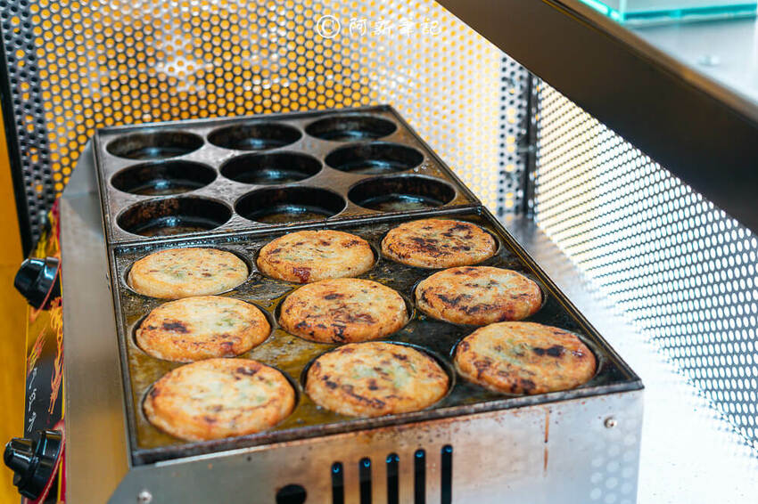 三十二雞蛋堡,23雞蛋堡,雞蛋堡,台中美食,台中雞蛋堡,台中蛋堡,台中小吃,永興街美食,永興間小吃