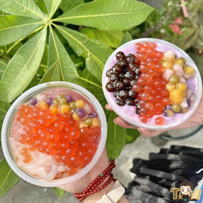 新竹市東區今夏最夯最超大Size棉花糖冰沙杯！ 會牽絲的麻薯芋泥冰沙！ 小朋友最愛爆爆珠冰沙系列！ (新竹四川冰粉.菜單營業時間地址電話) - 跟著踢小米吃喝玩樂趣
