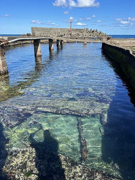 新北市貢寮區【新北。貢寮】馬崗漁港吃龍蝦|極東郵筒&極東咖啡館.嗨九蒸鮮小吃