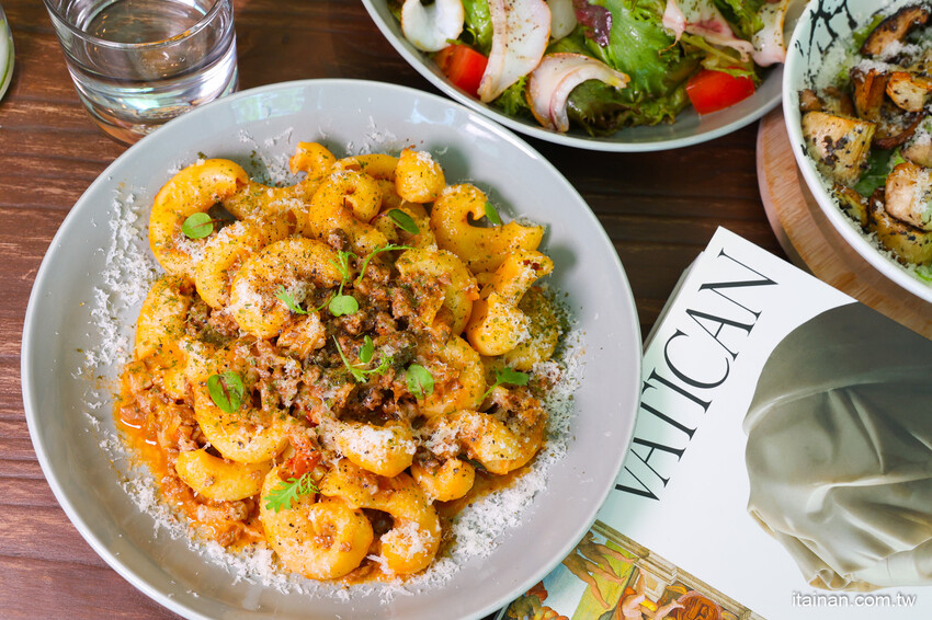 當甜點師傅遇上義式主廚的浪漫餐廳!手工義大利麵、歐奇、手作甜點、結合台南在地虱目魚的創意義式主餐必點!台南水交社義式餐廳「La Memoria 記義・歐餐廳」 @台南好Food遊