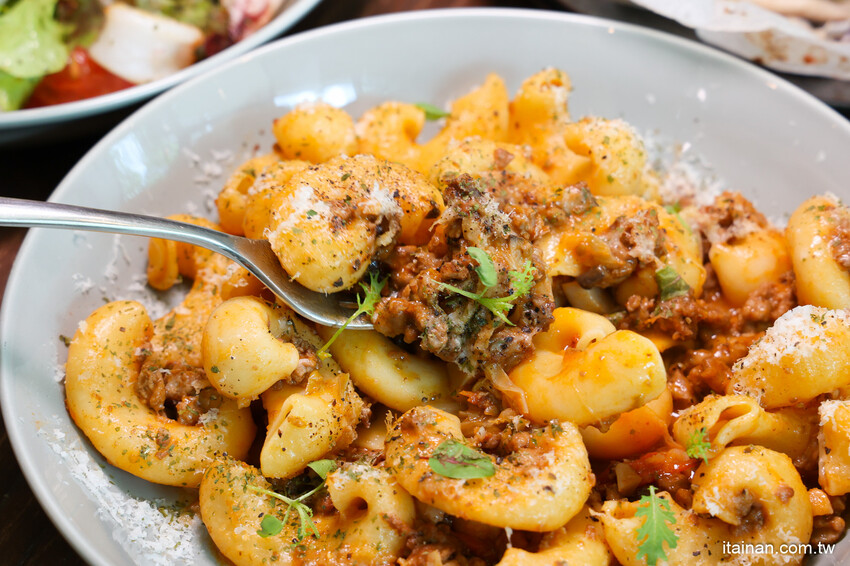 當甜點師傅遇上義式主廚的浪漫餐廳!手工義大利麵、歐奇、手作甜點、結合台南在地虱目魚的創意義式主餐必點!台南水交社義式餐廳「La Memoria 記義・歐餐廳」 @台南好Food遊