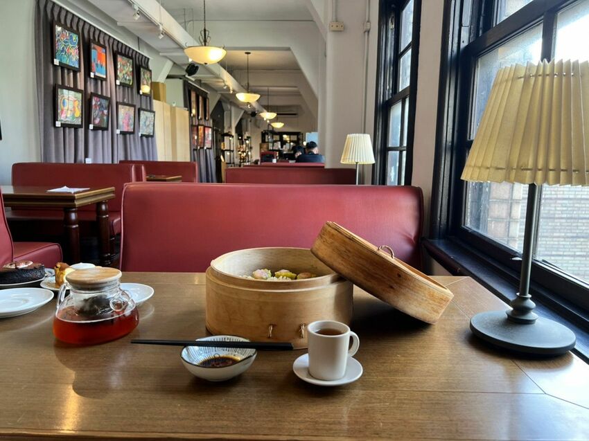 西門咖啡廳｜4F劇場咖啡 在古蹟裡喝咖啡 享受不一樣的西門町 還有超好吃的燒賣！