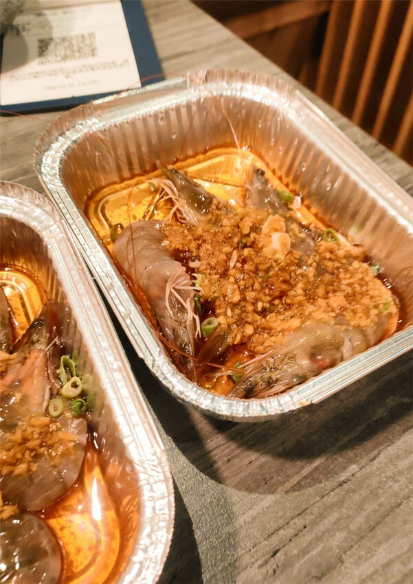 美食｜高雄夢時代【燒肉將Yakiniku Plus】當科技碰撞美食 ，高科技燒肉吃到飽火烤兩吃， 讓你眼睛為之一亮