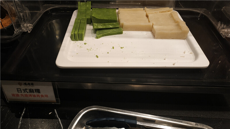 美食｜高雄夢時代【燒肉將Yakiniku Plus】當科技碰撞美食 ，高科技燒肉吃到飽火烤兩吃， 讓你眼睛為之一亮