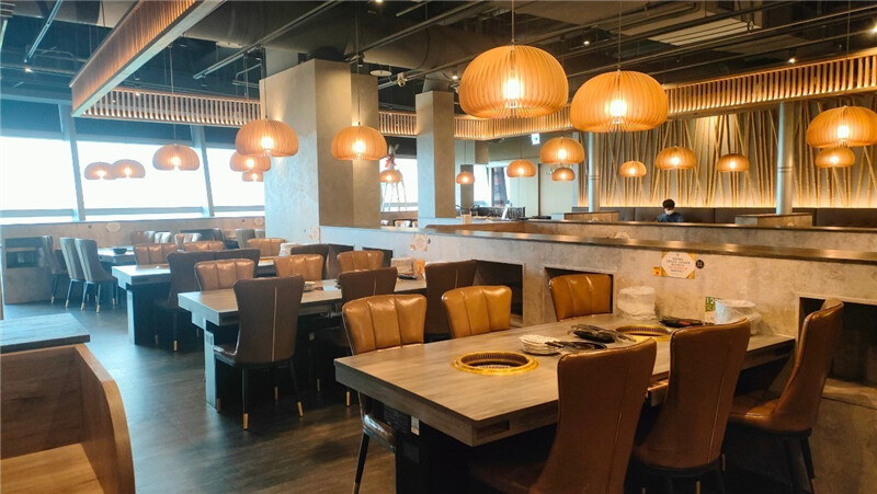 美食｜高雄夢時代【燒肉將Yakiniku Plus】當科技碰撞美食 ，高科技燒肉吃到飽火烤兩吃， 讓你眼睛為之一亮