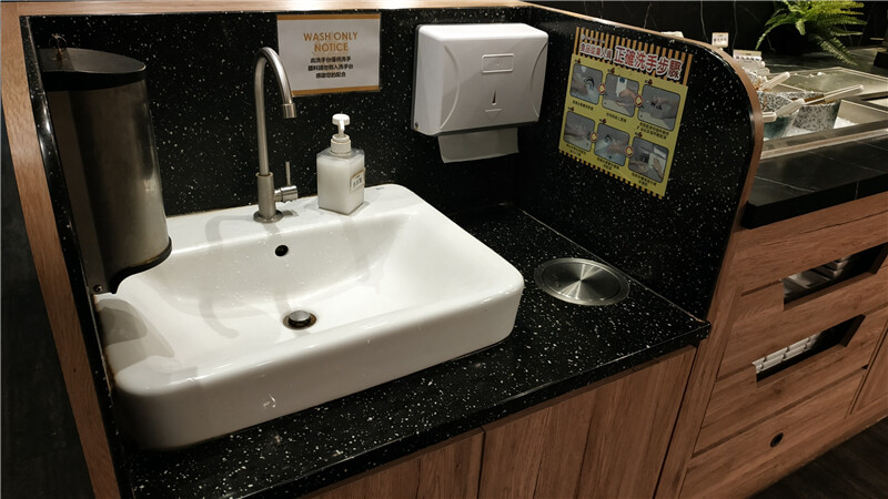 美食｜高雄夢時代【燒肉將Yakiniku Plus】當科技碰撞美食 ，高科技燒肉吃到飽火烤兩吃， 讓你眼睛為之一亮