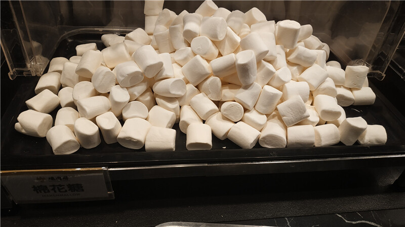 美食｜高雄夢時代【燒肉將Yakiniku Plus】當科技碰撞美食 ，高科技燒肉吃到飽火烤兩吃， 讓你眼睛為之一亮