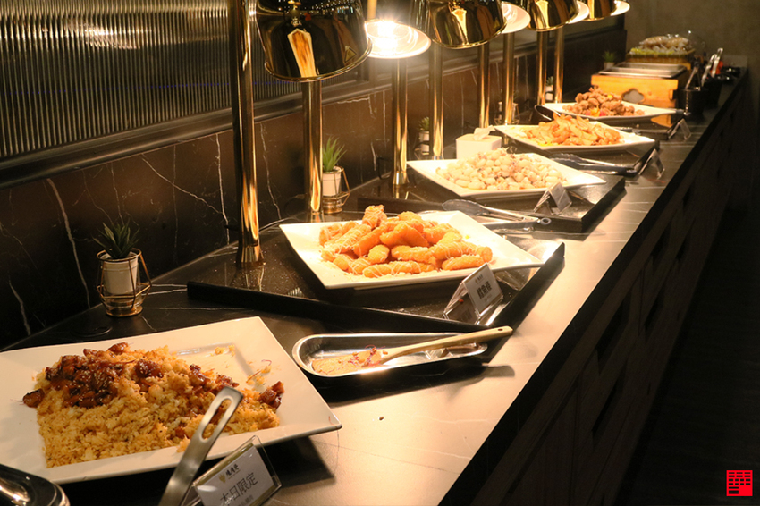 高雄美食／高雄吃到飽餐廳推薦！夢時代新開幕燒肉將！新鮮泰國蝦、美國和牛、伊比利豬、天使紅蝦、一夜干等美食火烤兩吃799/999元起 - 跟著華少吃吃吃