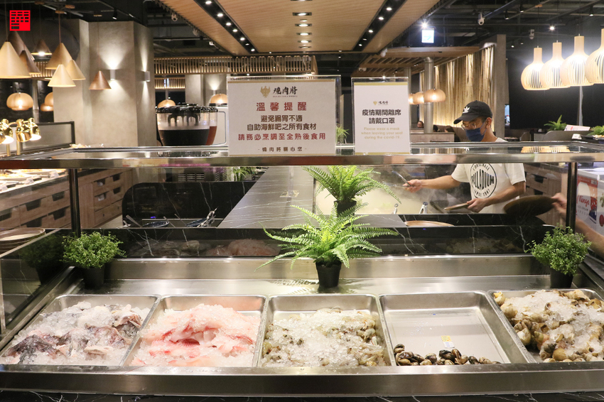 高雄美食／高雄吃到飽餐廳推薦！夢時代新開幕燒肉將！新鮮泰國蝦、美國和牛、伊比利豬、天使紅蝦、一夜干等美食火烤兩吃799/999元起 - 跟著華少吃吃吃