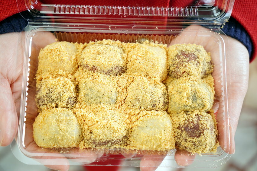 【桃園美食】康家客家手工麻糬．網美風棋格麻糬，三種口味一次滿足!