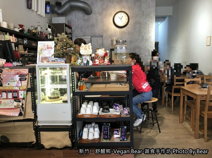 【新竹】「舒醒熊 -Vegan Bear- 蔬食手作坊（創意蔬食/臭豆腐炒飯/純素甜點/無國界料理/免費桌遊/防疫外帶特餐）」