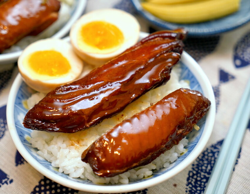 魚饌食多多魚爆鬆球、蒲燒鮪魚腹排，超夯網購美食開箱!