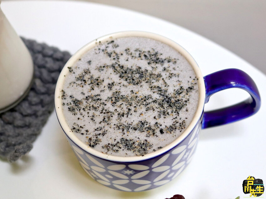 台南早午餐／藏身超隱密巷弄中／50多年台式老屋建築／早午餐結合民宿／綠意盎然植栽空間／連在地人都差點找不到