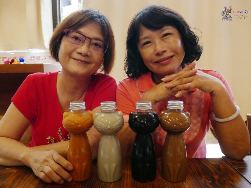 來嚕貓囉!八德貓咪餐廳推出超可愛貓咪泰奶,還有威武霸氣的大貓坐檯!