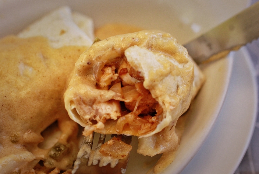 桃園景觀餐廳/龍潭路帝斯美式餐廳,龍潭唯一的火車主體餐廳,火車迷快朝聖吧! - Ann‧榜哥‧生活事務所