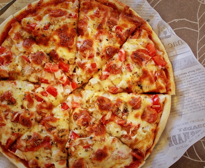 桃園景觀餐廳/龍潭路帝斯美式餐廳,龍潭唯一的火車主體餐廳,火車迷快朝聖吧! - Ann‧榜哥‧生活事務所