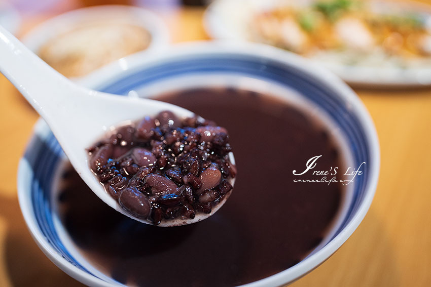 南港CITYLINK美食｜想喝雞湯不必自己慢慢熬，適合闔家大小品嚐的雞湯，濃一點雞湯、山藥蘋果、剝皮辣椒 口味與眾不同 @Irenes 食旅．時旅