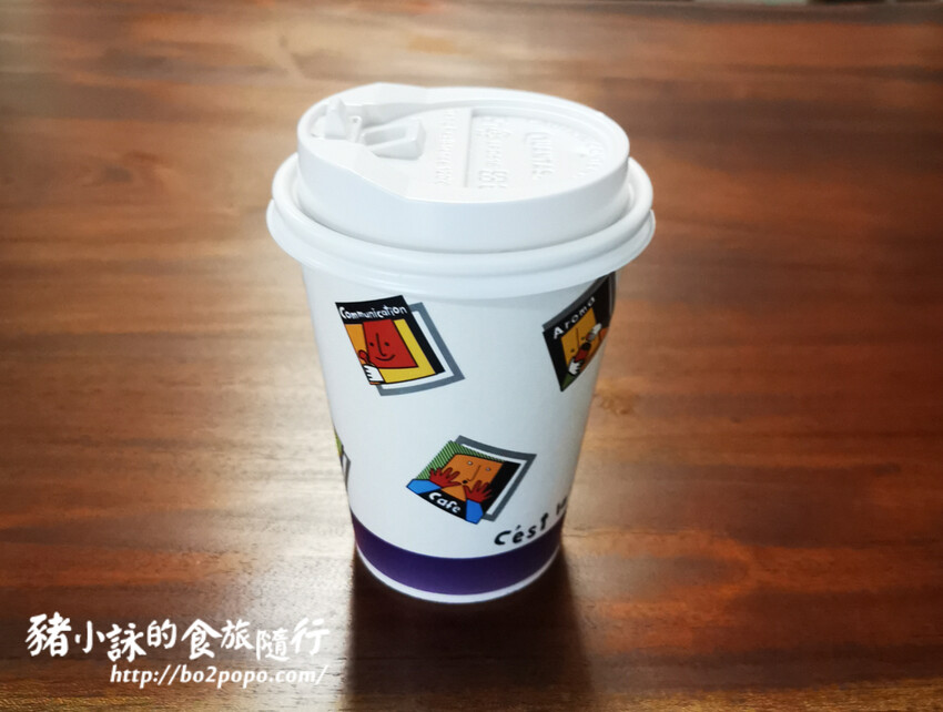 南投。水里》冒煙的饅頭店 。灶火柴燒、老麵發酵的樸質饅頭