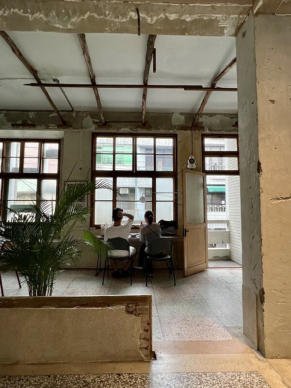 【台灣,嘉義市,東區】到醫院吃豆花?老房子內的嘉義豆花老店“桃城豆花-光華路店“。ʌ