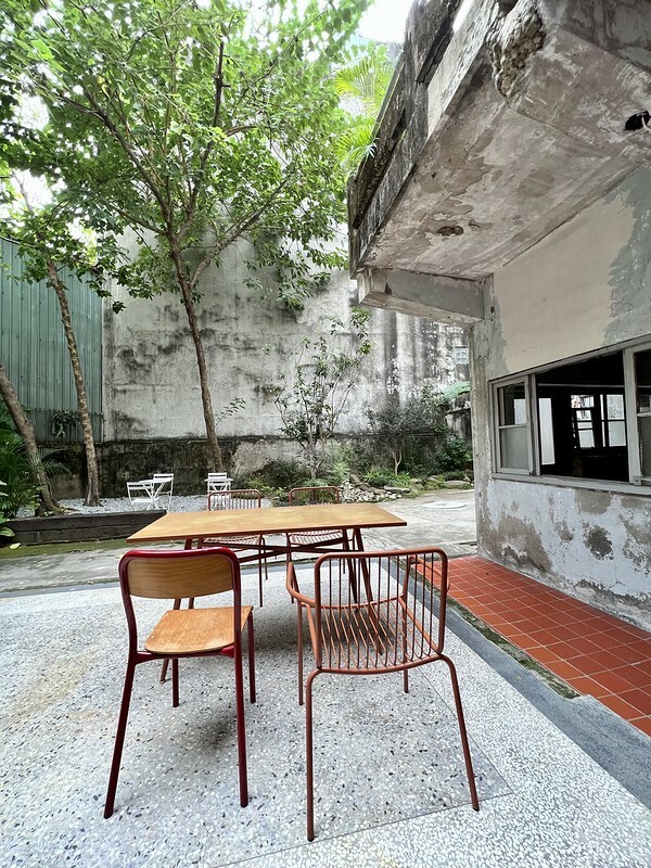 【台灣,嘉義市,東區】到醫院吃豆花?老房子內的嘉義豆花老店“桃城豆花-光華路店“。ʌ