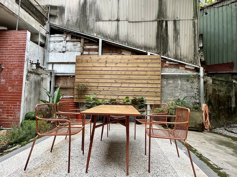 【台灣,嘉義市,東區】到醫院吃豆花?老房子內的嘉義豆花老店“桃城豆花-光華路店“。ʌ