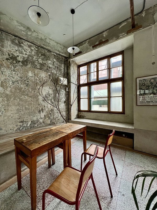 【台灣,嘉義市,東區】到醫院吃豆花?老房子內的嘉義豆花老店“桃城豆花-光華路店“。ʌ