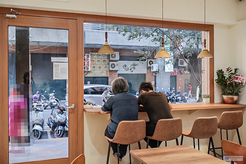 IMG_9879.jpg IMG_9879.jpg