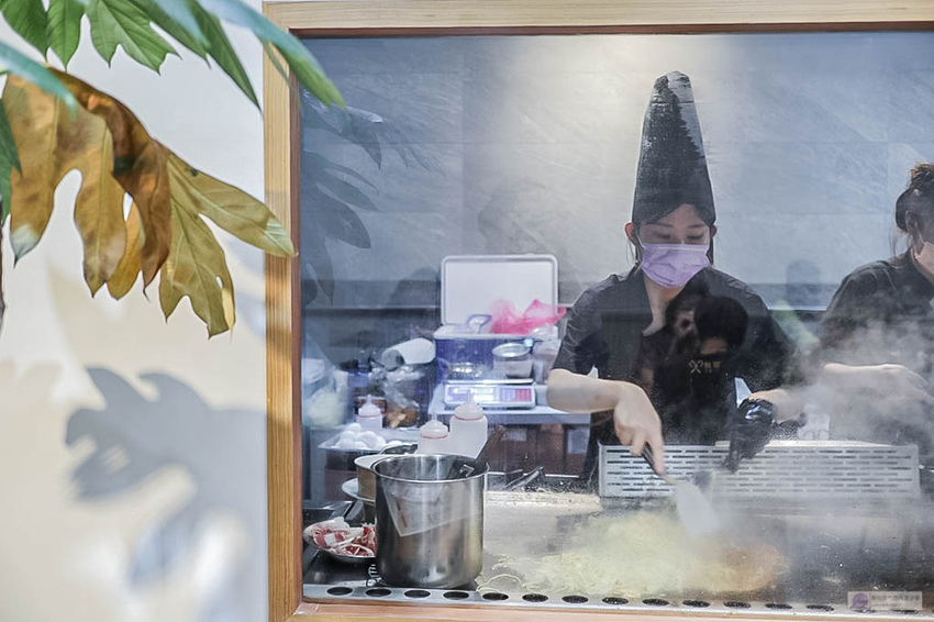 IMG_9883.jpg IMG_9883.jpg