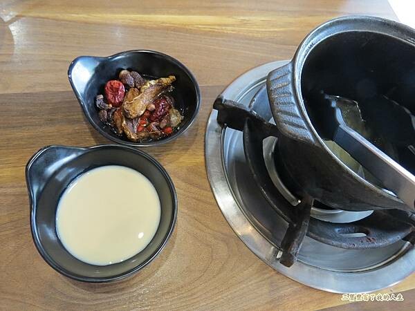 肉多多24.JPG 肉多多24.JPG