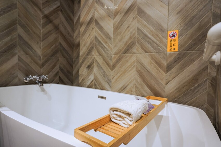 【彰化田中｜住宿】田中文旅。近田中火車站，彰化住宿推薦，設計感十足旅店，提供下午點心和泡麵宵夜