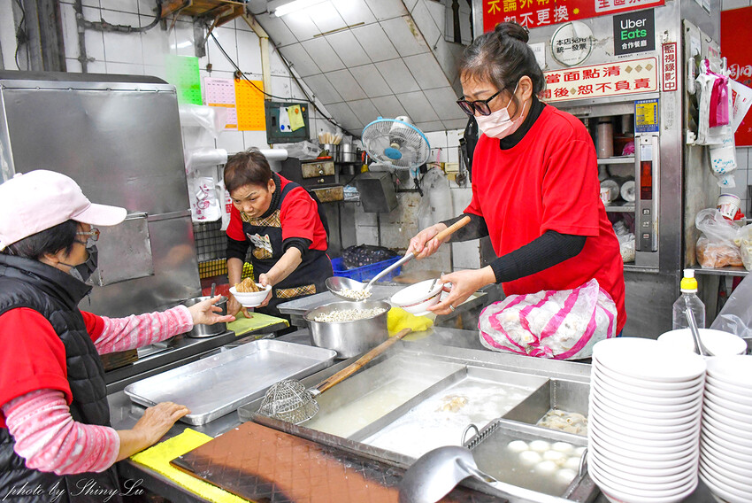 開到凌晨五點,四神湯可免費加湯