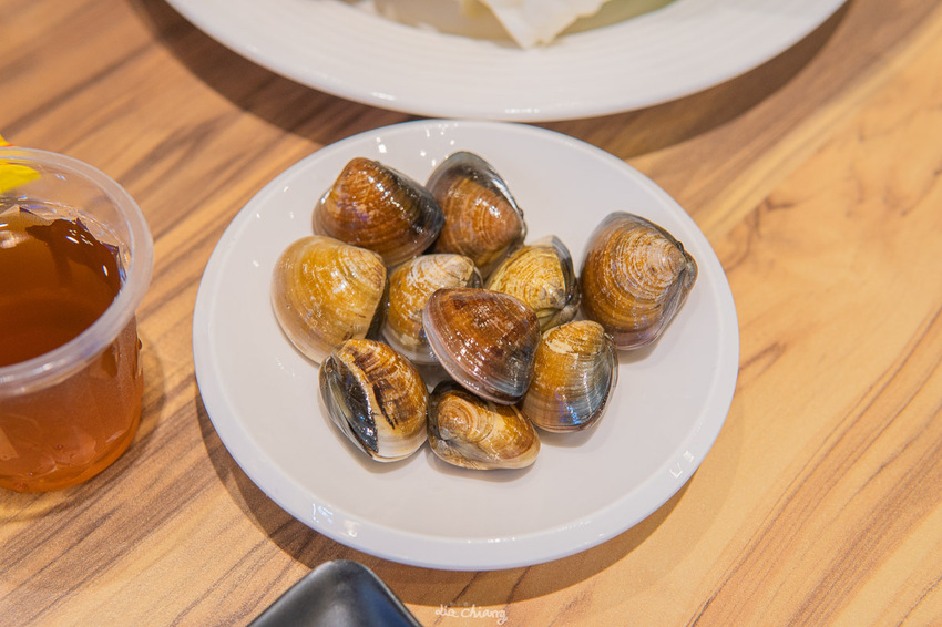 彰化市火鍋推薦 蒔藝鍋,40種食材自助吧、超濃牛奶霜淇淋吃到爽,新鮮食材自己夾,超值小火鍋推薦