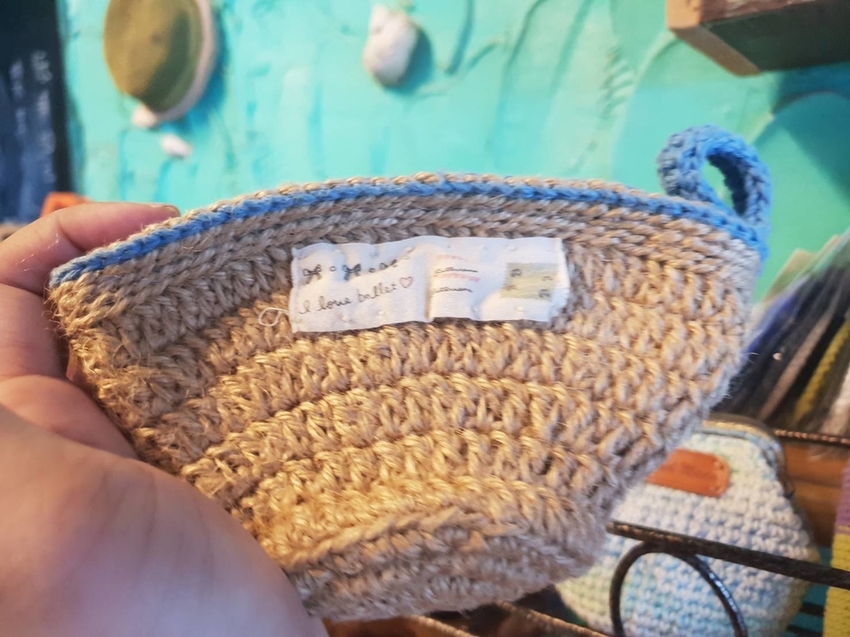 【台東.東河】85就愛麵包&手編&手繪工作室。闆娘超親切。手工編織包超級獨特保證不撞包