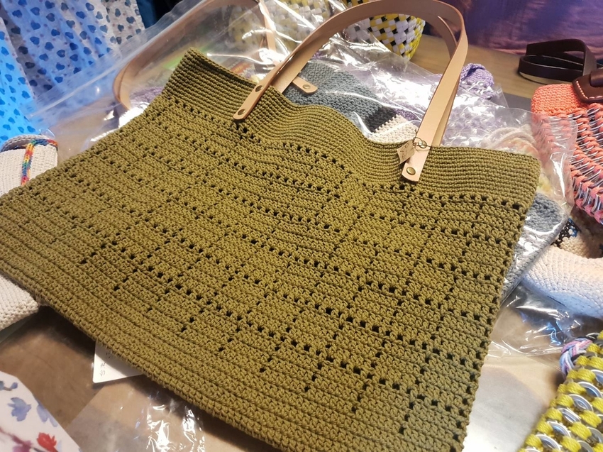 【台東.東河】85就愛麵包&手編&手繪工作室。闆娘超親切。手工編織包超級獨特保證不撞包