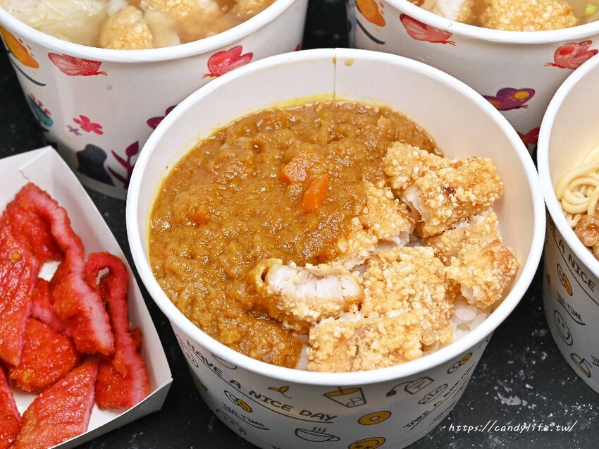 漁弄羹土魠魚羹｜台中也吃得到南部口味土魠魚羹，魚塊現點現炸，外酥內嫩，湯頭清甜好喝