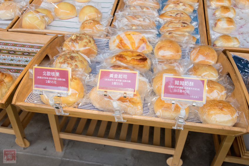 【臺南美食】一天只營業四小時的搶手麵包店｜師傅全部都是女生｜堅持好麵包｜APP訂購麵包｜每日限定販售款~~女子麥面包長榮店 - 南人幫