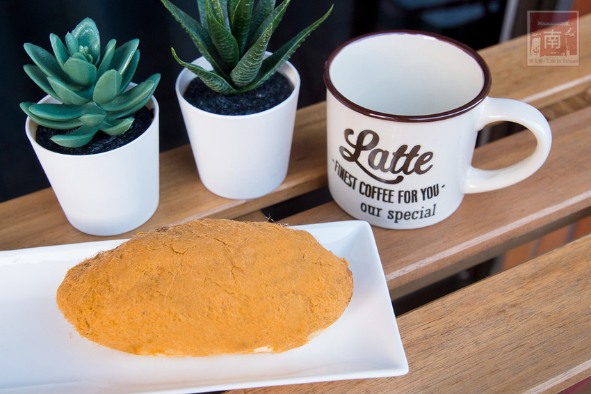 【臺南美食】一天只營業四小時的搶手麵包店｜師傅全部都是女生｜堅持好麵包｜APP訂購麵包｜每日限定販售款~~女子麥面包長榮店 - 南人幫