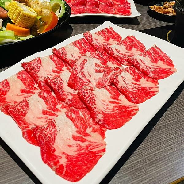 LINE_ALBUM_肉多多_230130_36.jpg LINE_ALBUM_肉多多_230130_36.jpg