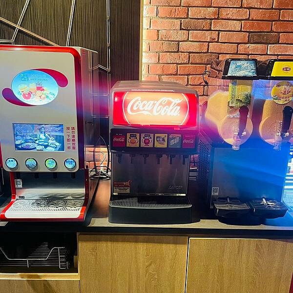 LINE_ALBUM_肉多多_230130_20.jpg LINE_ALBUM_肉多多_230130_20.jpg