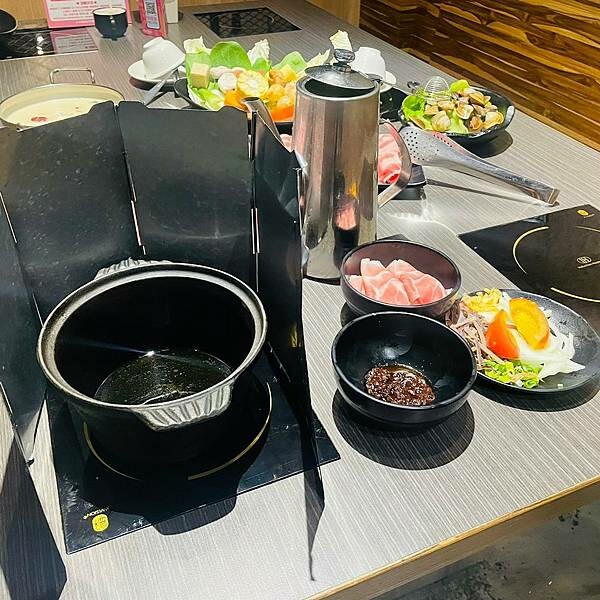 LINE_ALBUM_肉多多_230130_24.jpg LINE_ALBUM_肉多多_230130_24.jpg