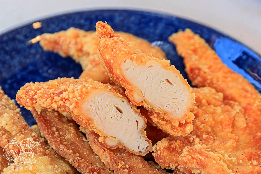 啖雞│台中日式炸物專賣店新開幕！唐揚炸雞竟有超酷鹹蛋黃口味，自製獨門粉漿油炸，激推蔬菜天婦羅嘴饞必吃！