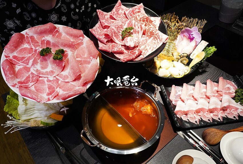 舞古賀涮涮屋｜「高雄火鍋 」龍蝦海鮮 頂級肉品火鍋專門 大港吃鍋得獎 .鼓山華榮店 - 大眼電台 DaYan talk