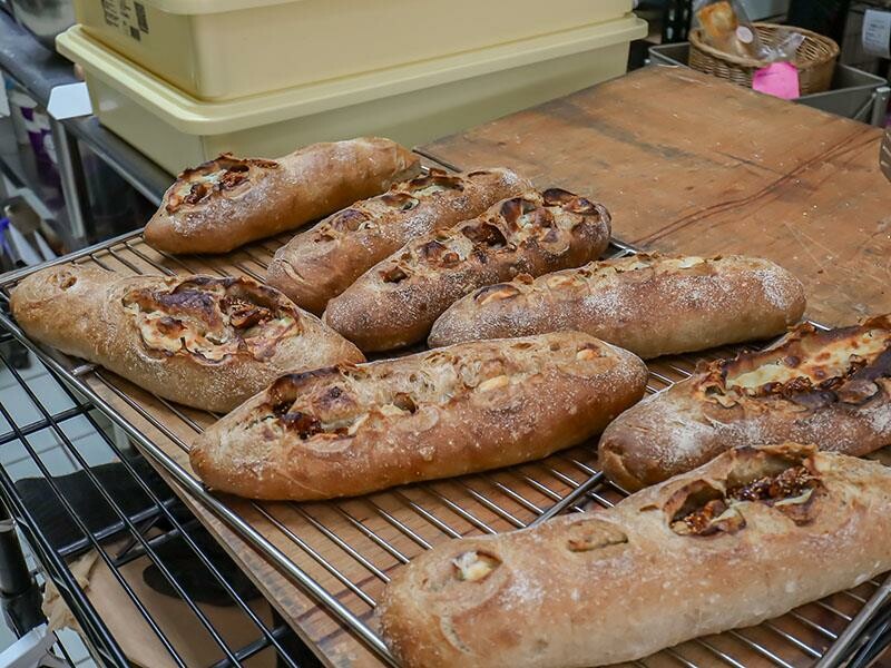 新竹必吃麵包「塔可手作烘焙」！超柔軟生吐司、減糖麵包，光華街排隊美食！