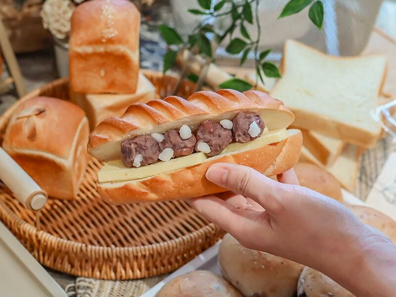 新竹必吃麵包「塔可手作烘焙」！超柔軟生吐司、減糖麵包，光華街排隊美食！