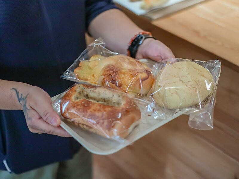 新竹必吃麵包「塔可手作烘焙」！超柔軟生吐司、減糖麵包，光華街排隊美食！