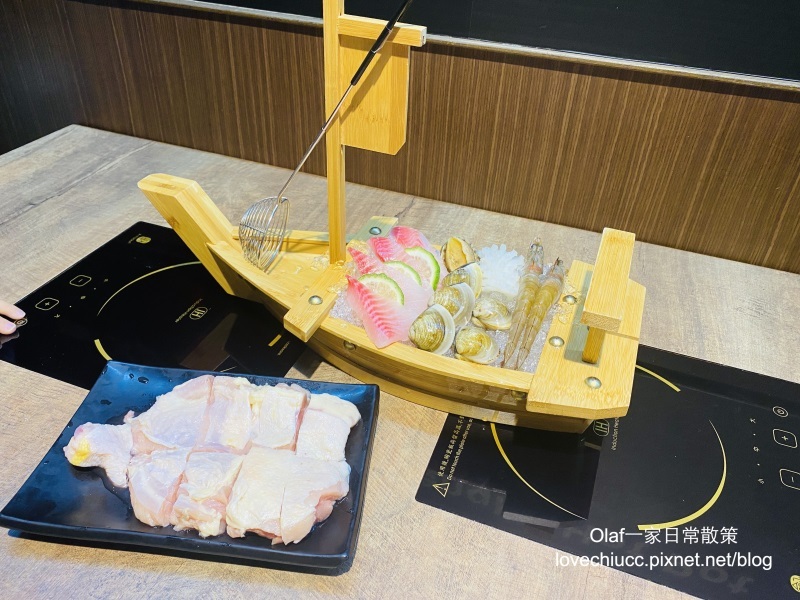 【桃園美食】太上正和昆布鍋物 選用日本高級昆布熬湯 天冷暖暖喝湯 人氣海陸鍋雙享受 壽星優惠 （停車資訊及詳細菜單價目表）