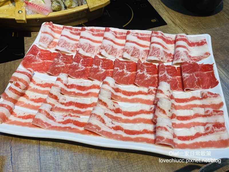 【桃園美食】太上正和昆布鍋物 選用日本高級昆布熬湯 天冷暖暖喝湯 人氣海陸鍋雙享受 壽星優惠 （停車資訊及詳細菜單價目表）