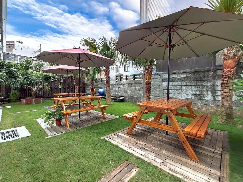 【桃園龍潭】野薑花與貓庭園咖啡．野薑花入菜、近距離與貓咪互動!