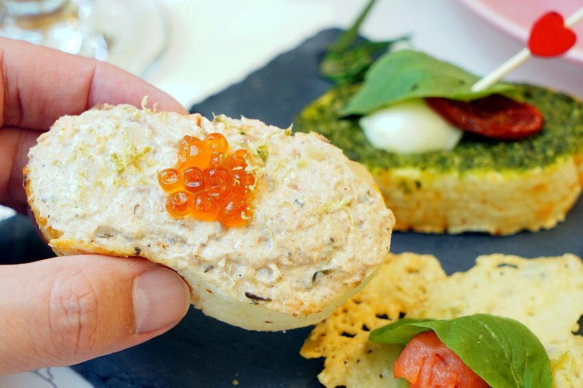 【桃園龍潭】野薑花與貓庭園咖啡．野薑花入菜、近距離與貓咪互動!